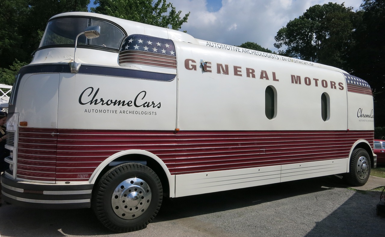 GM Cutting Hundreds Of Jobs To Reduce Costs