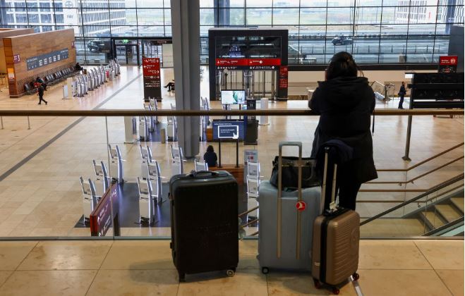 No Departures At Berlin, Bremen, Hamburg Airports As Security Staff Strike
