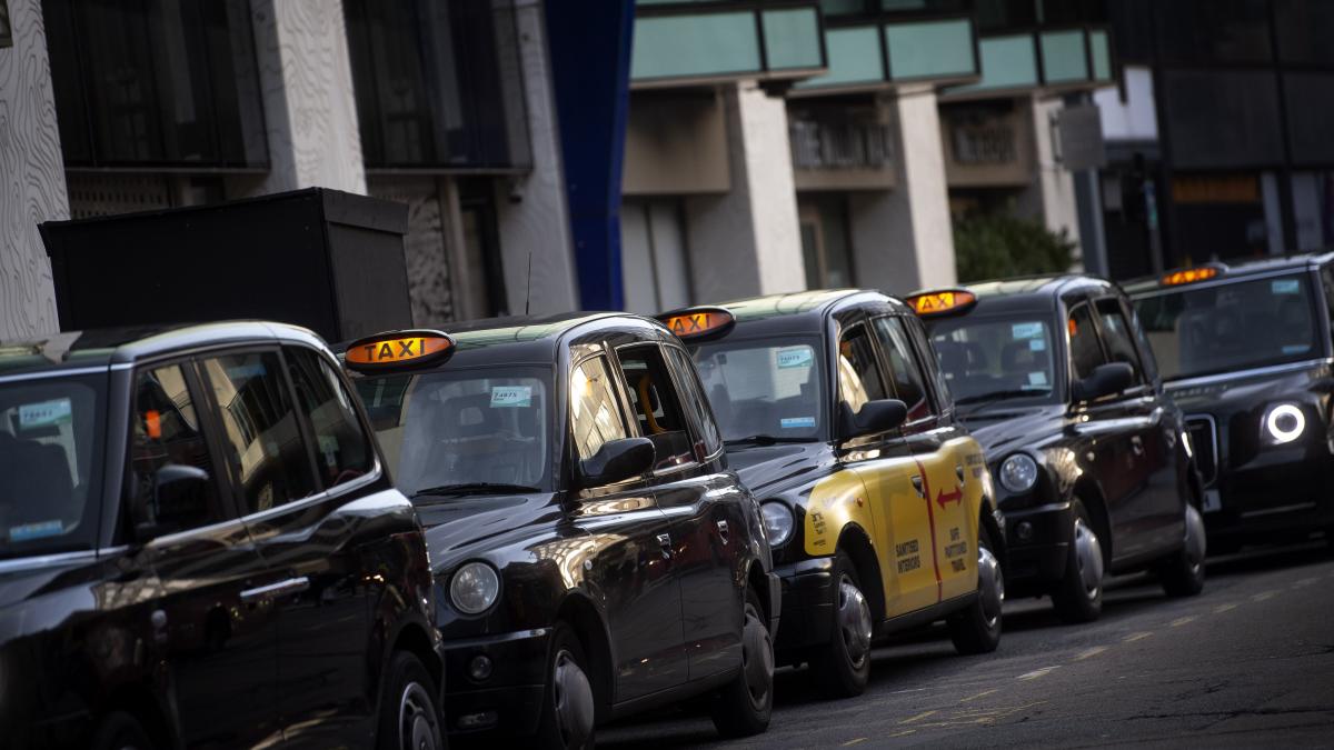 Uber faces £250m London black cab drivers case