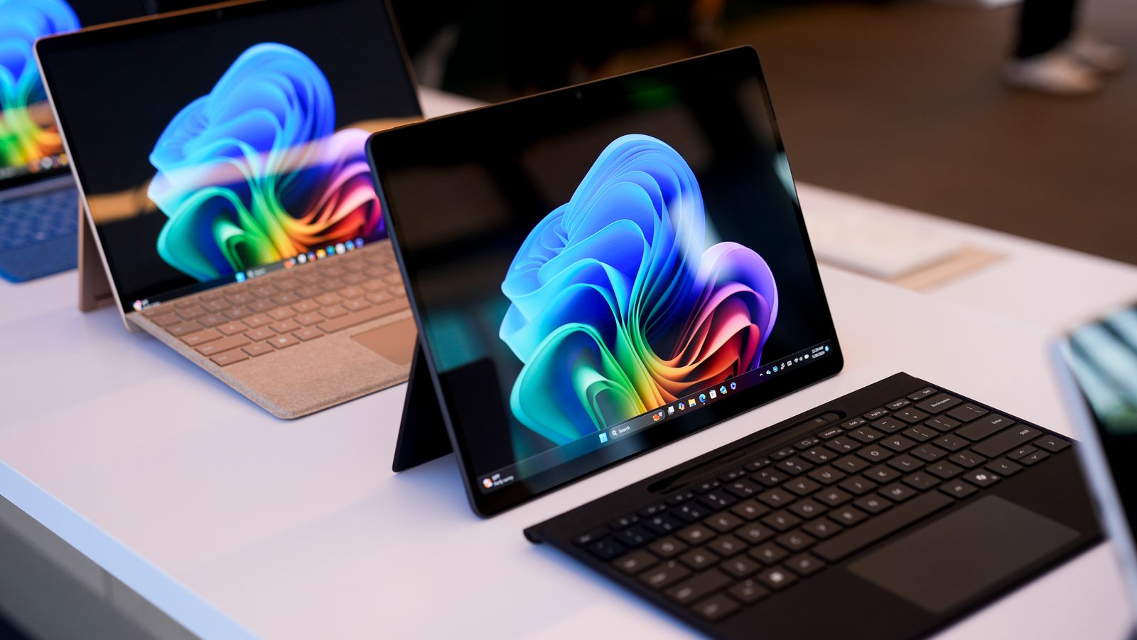 UK watchdog investigates Microsoft AI screenshot feature