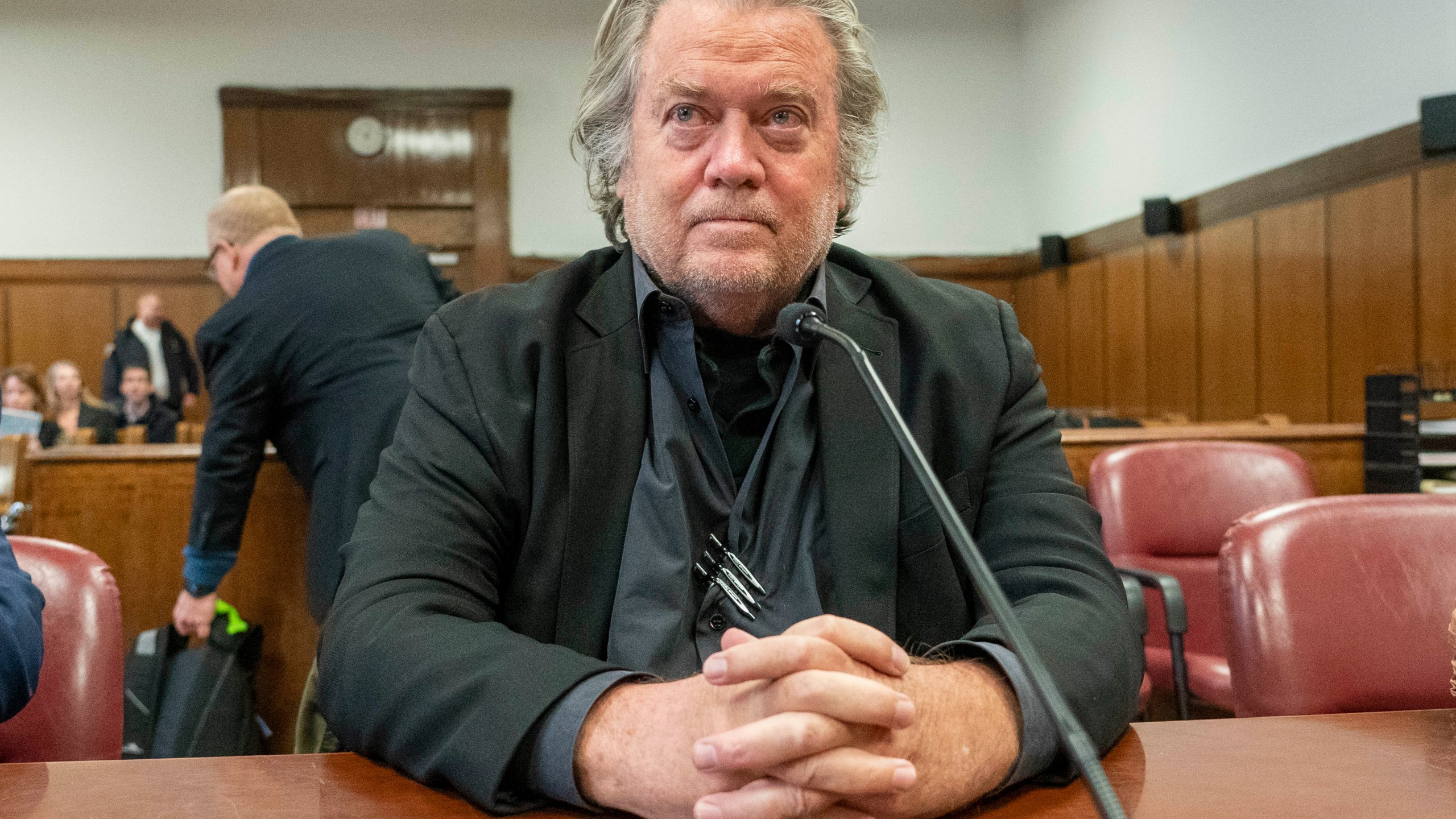 Trump Ally, Bannon, Asks the Supreme Court to Delay His 4-month Prison Sentence