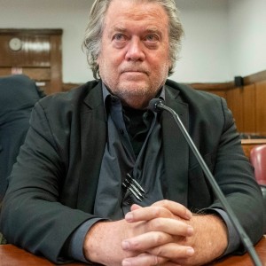 Trump Ally, Bannon, Asks the Supreme Court to Delay His 4-month Prison Sentence