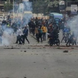 Kenya police ban protests in Nairobi