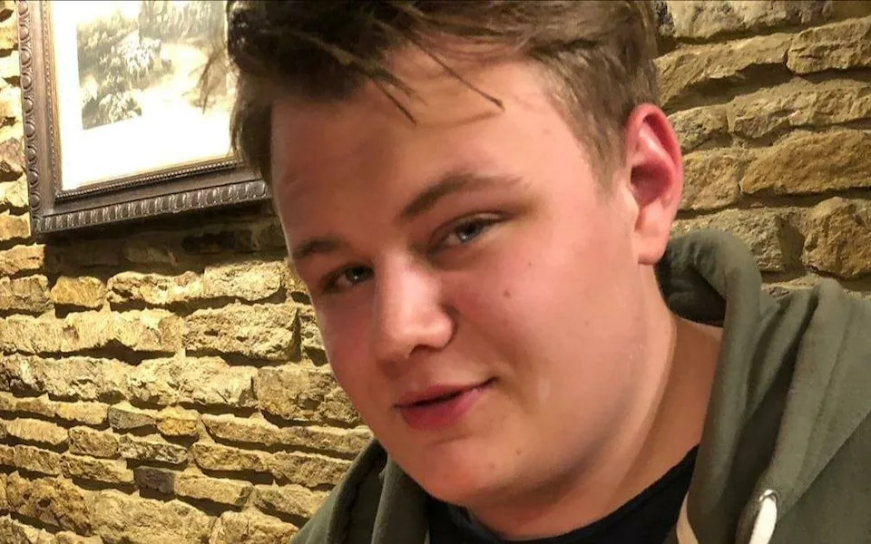 US diplomats must learn how to drive on British roads after Harry Dunn crash, says coroner