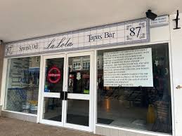 Tapas Bar Closes in British Town after Workers Experience Racist Abuse