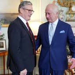 Starmer Praises the King after He was Heckled by Australian Senator