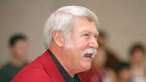 Bela Karolyi, Olympic Gymnastics Coach, Dies at 82