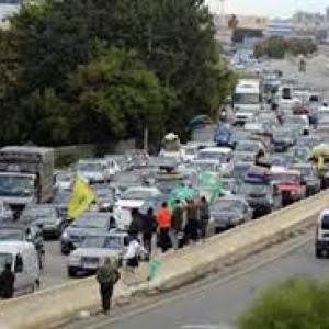 traffic-jams-as-thousands-return-home-following-lebanon-truce-despite-israeli-warning