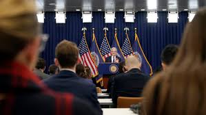 Jerome Powell Shows Donald Trump Who the Boss is