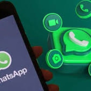 iran-eases-internet-restrictions-lifts-ban-on-whatsapp-and-google-play