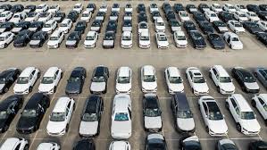 Trump to Sign Executive Order Easing Auto Tariffs to Boost U.S. Car Manufacturing